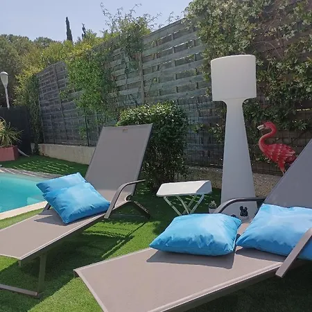 Mimilou Mont St Loup Piscine Privee Apartman