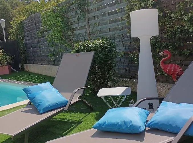 Mimilou Mont St Loup Piscine Privée Appartement